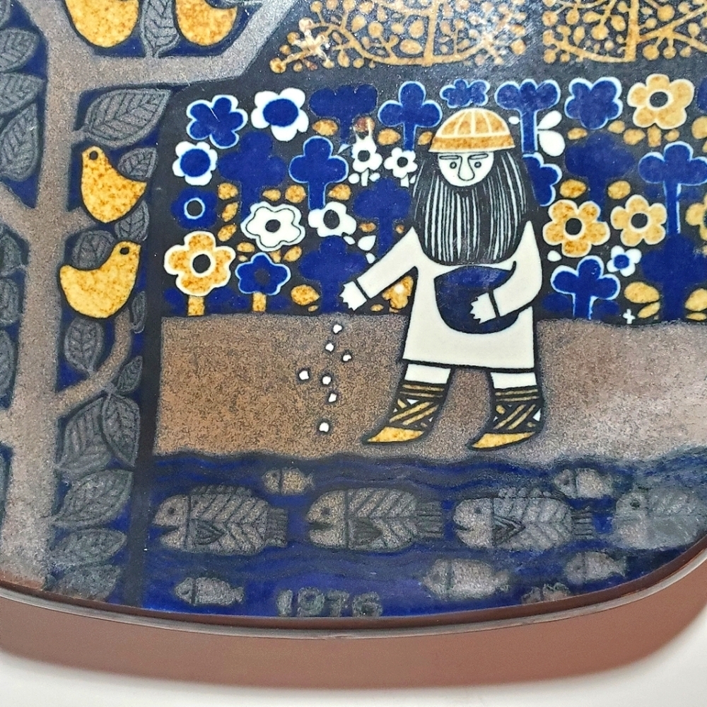 VINTAGE 1976 KALEVALA Series Collectible Wall Plate, Produced by Arabia Finland - Picture 2 of 3